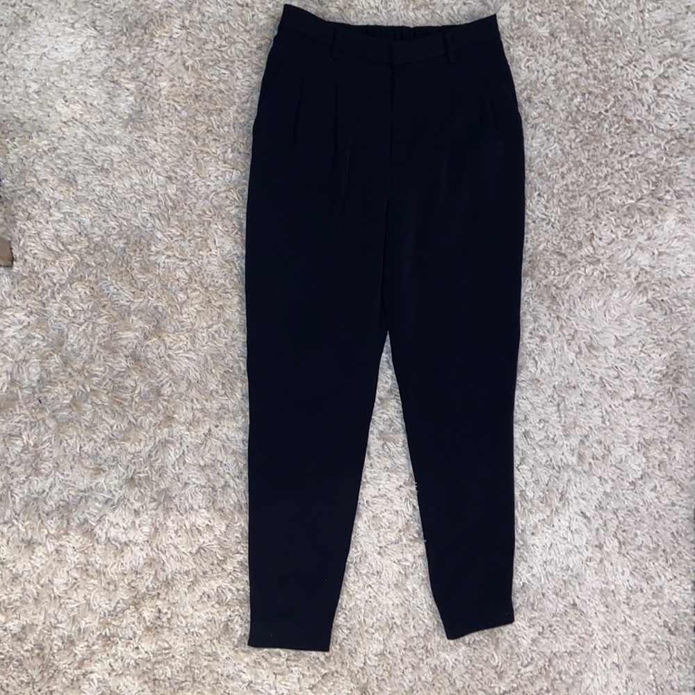 Black uniqlo trousers